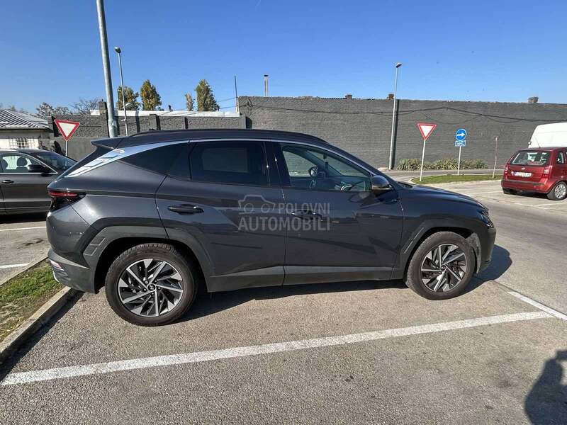 Hyundai Tucson 1.6 T-GDI PREMIUM
