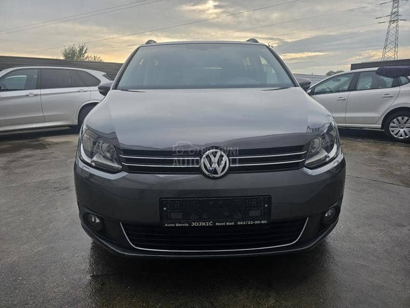 Volkswagen Touran 2.0TDI DSG Volkswagen Touran 2.0TDI DSG