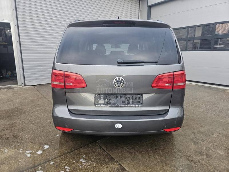 Volkswagen Touran 2.0TDI DSG Volkswagen Touran 2.0TDI DSG