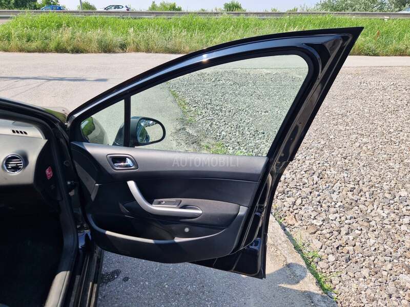 Peugeot 308 A K C I J A