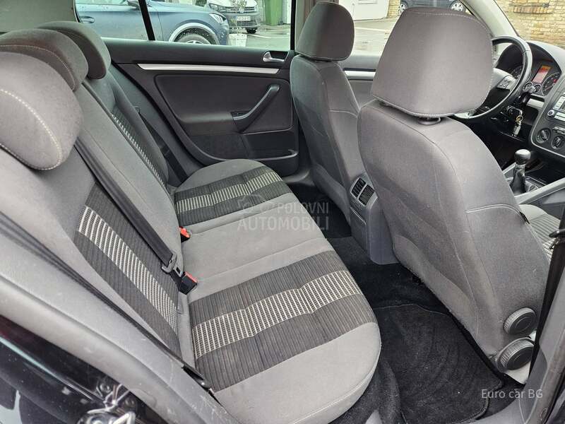 Volkswagen Golf 5 A K C I J A