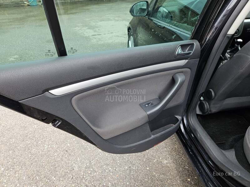 Volkswagen Golf 5 A K C I J A