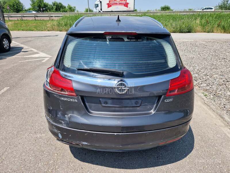 Opel Insignia A K C I J A