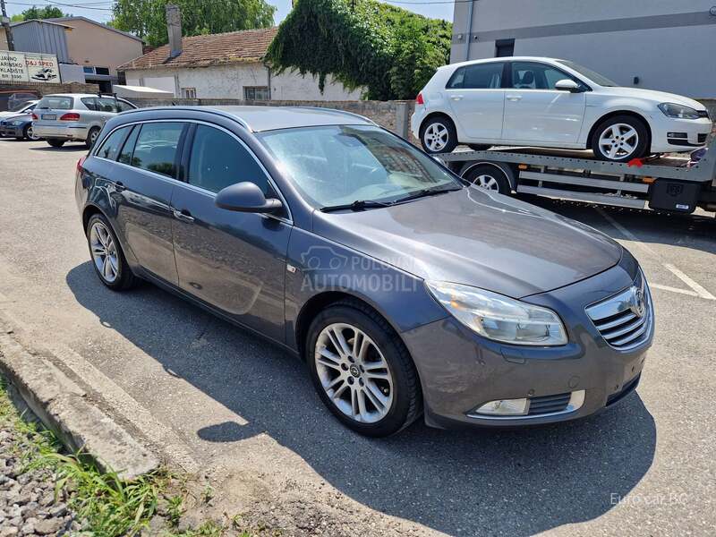 Opel Insignia A K C I J A