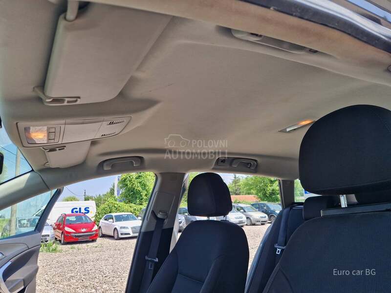 Opel Insignia A K C I J A