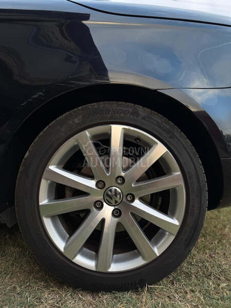 Volkswagen EOS 