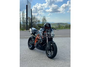 KTM SuperDuke 990R restajling