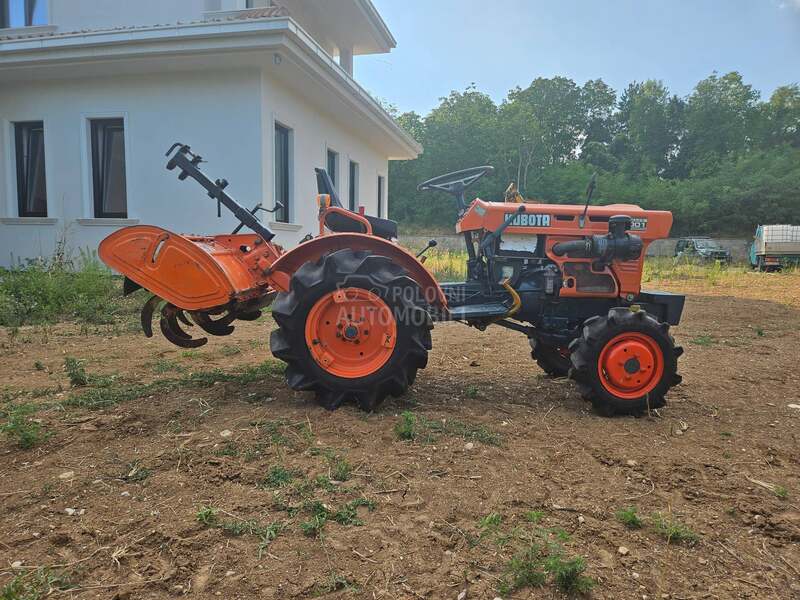 Kubota B5001DT
