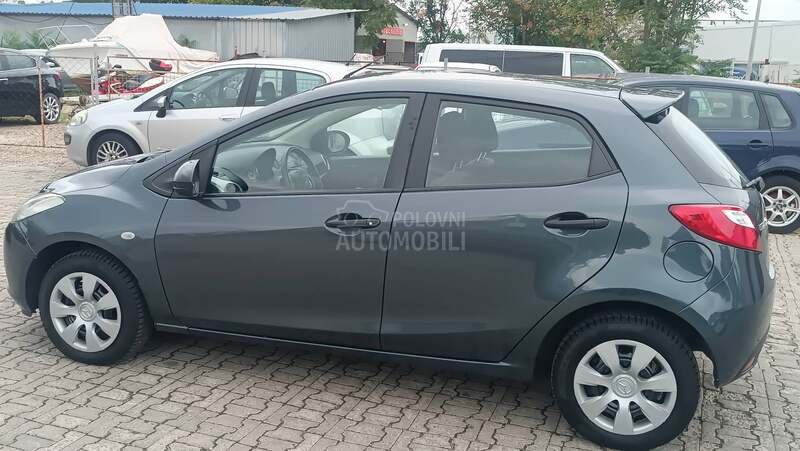 Mazda 2 1.3  CE PRO
