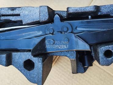 Dizalica kljuc za Renault Clio