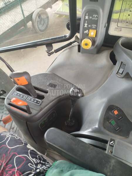 New Holland Ts 100