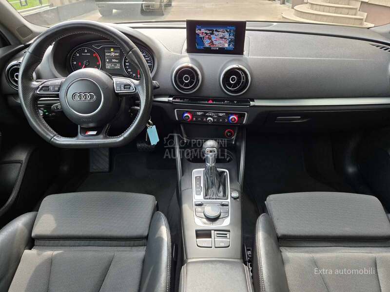 Audi A3 S-line/pano