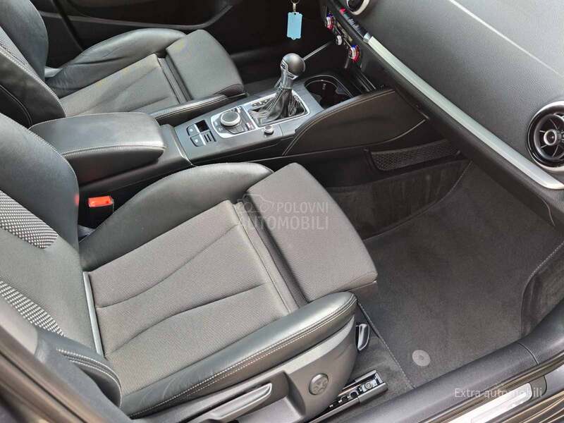 Audi A3 S-line/pano