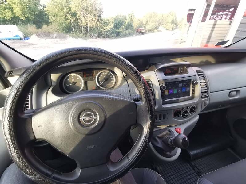 Opel Vivaro 