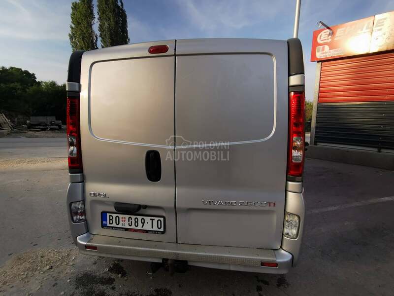 Opel Vivaro 