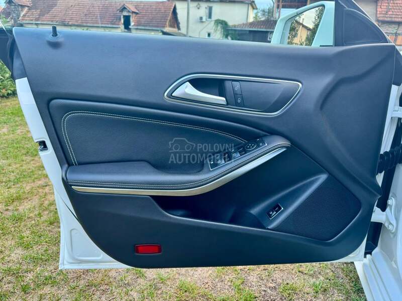 Mercedes Benz CLA 180 CDI  LED  109K.S