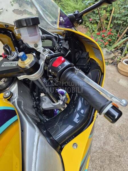 Suzuki GSXR 600