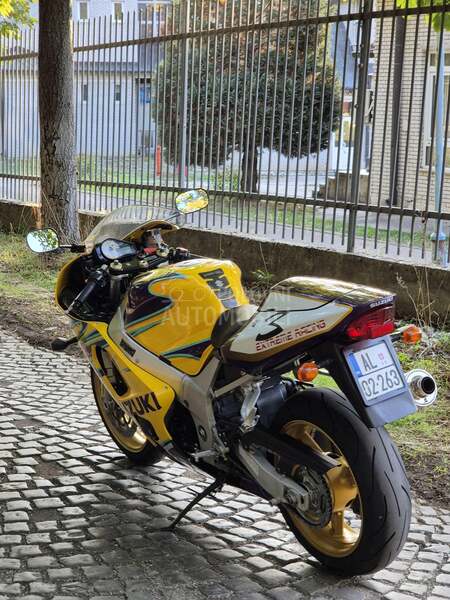 Suzuki GSXR 600