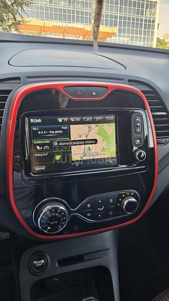 Renault Captur HELLY HENSEN