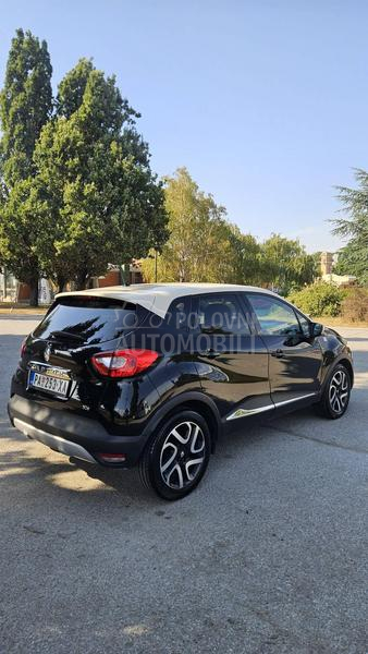 Renault Captur HELLY HENSEN
