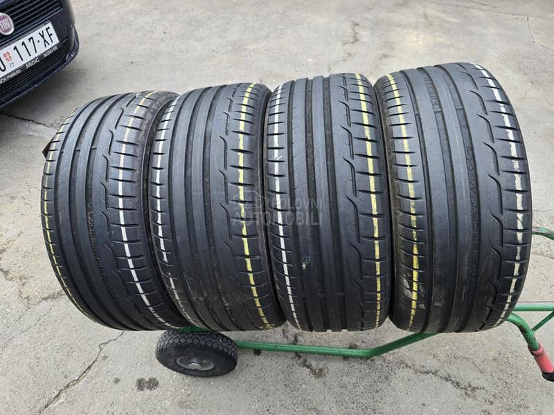 Dunlop 215/40 R17 Letnja