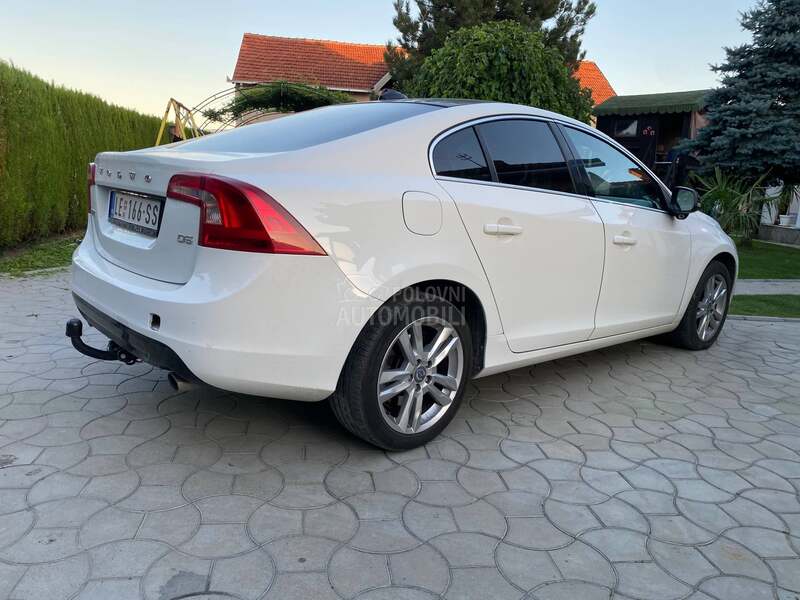 Volvo S60 