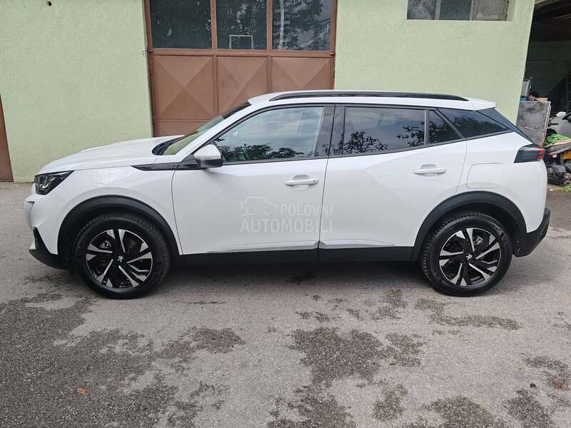 Peugeot 2008 1.5 HDI ALLURE