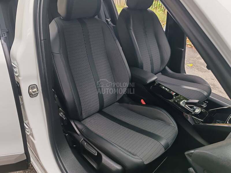 Peugeot 2008 1.5 HDI ALLURE