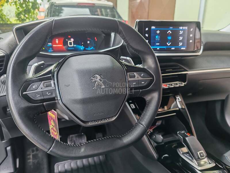 Peugeot 2008 1.5 HDI ALLURE