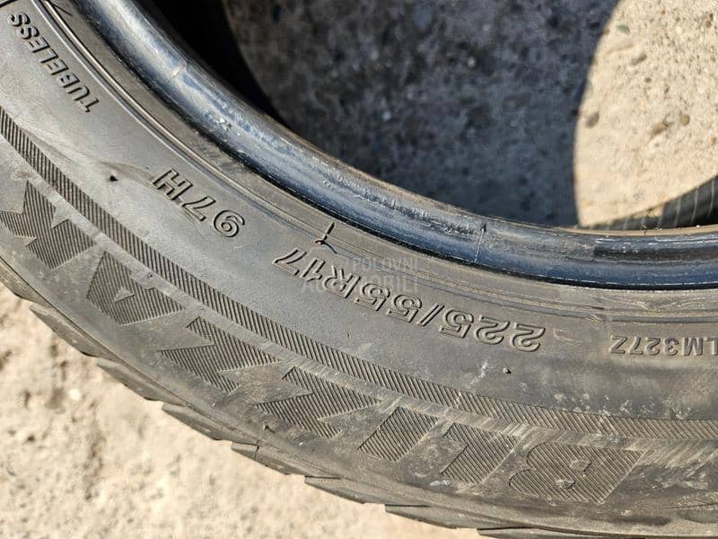 Bridgestone 225/55 R17 Sve sezone