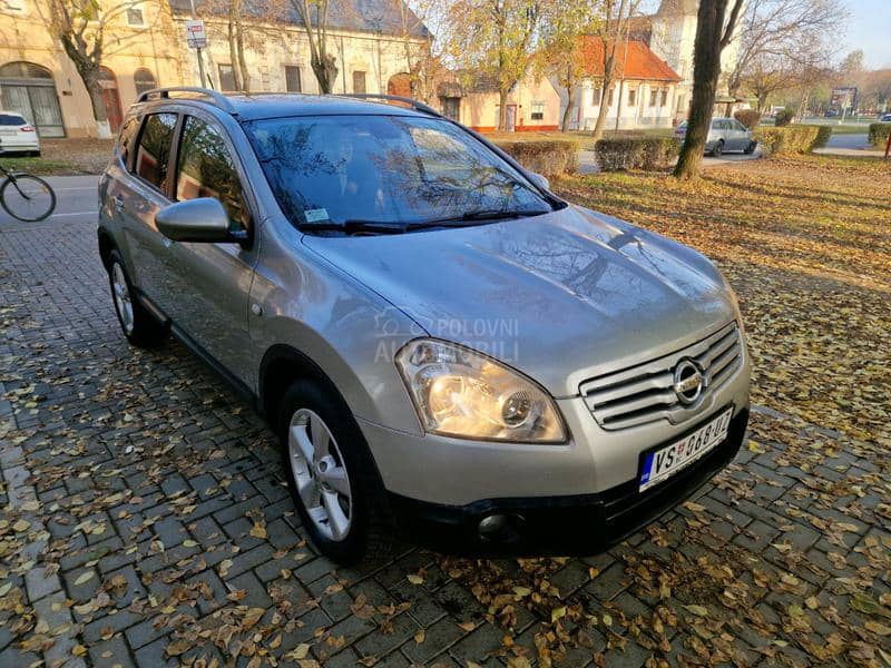 Nissan Qashqai + 2 