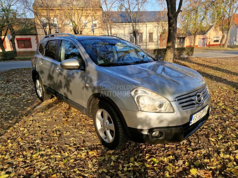Nissan Qashqai + 2 