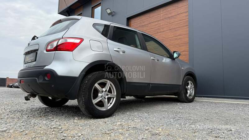 Nissan Qashqai 1.5 DCi Silver Pro