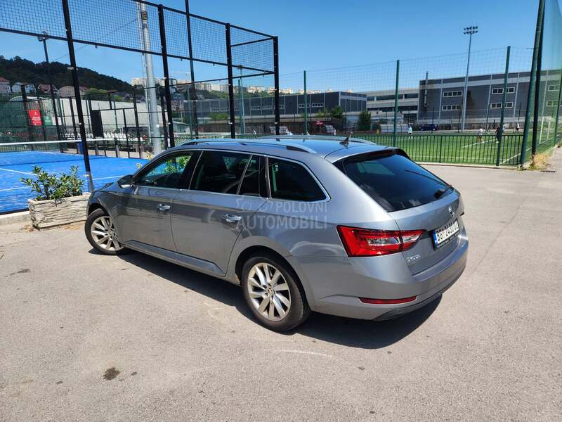 Škoda Superb III