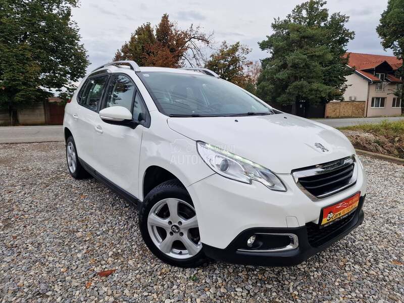 Peugeot 2008 1.2 N0V