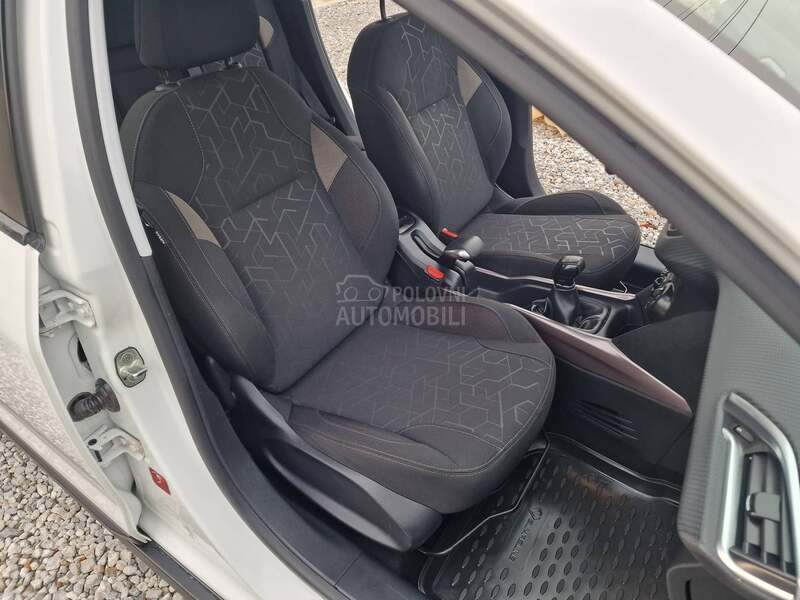 Peugeot 2008 1.2 N0V