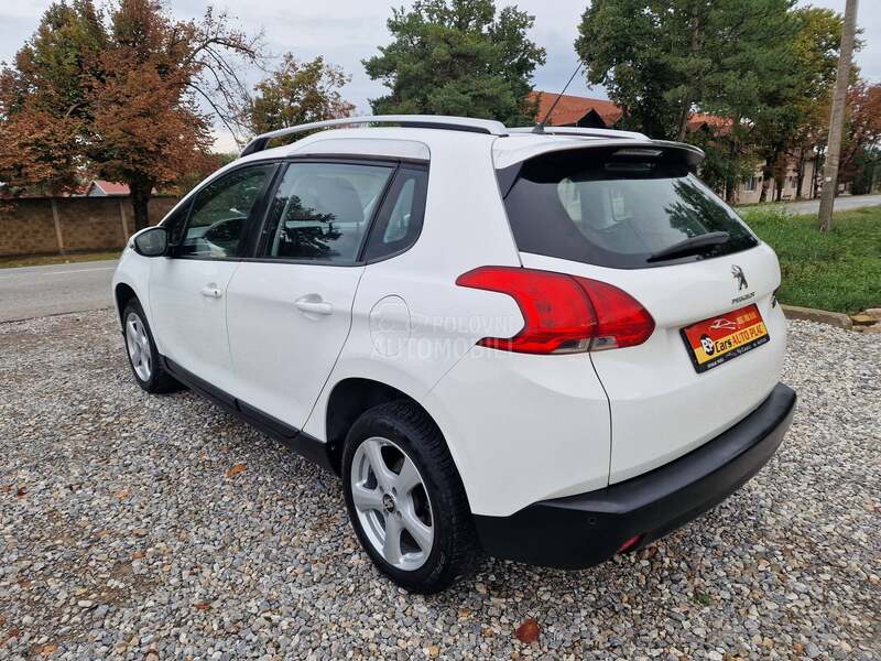 Peugeot 2008 1.2 N0V