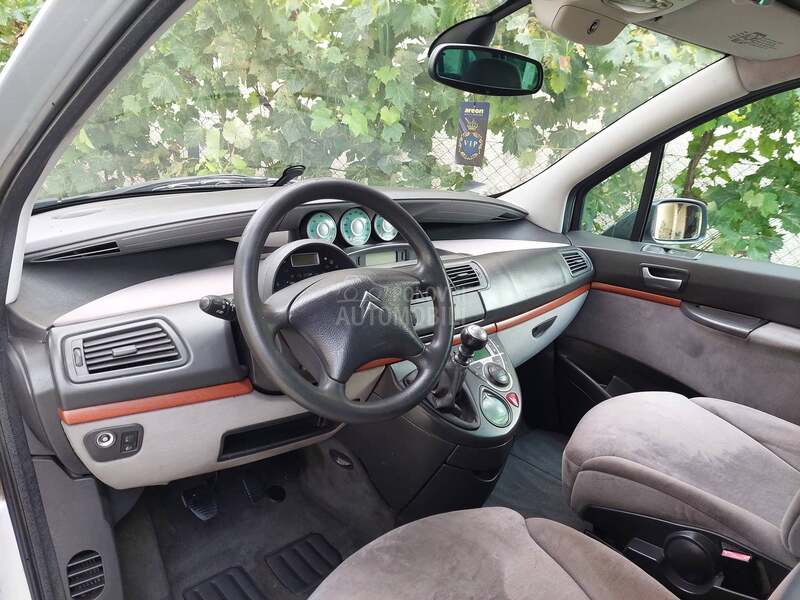 Citroen C8 IZUZETNO OČUVAN