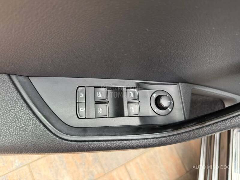 Škoda Superb 2,0 TDI DSG Virtual
