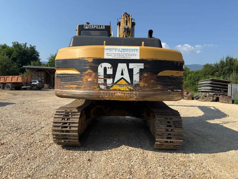 CAT 318B
