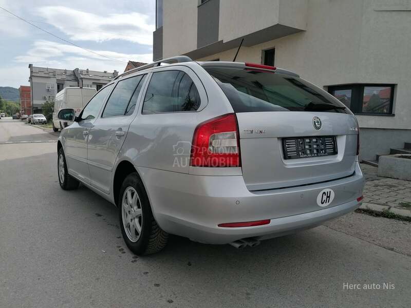 Škoda Octavia 2.0tdi STYLE 4x4 CH