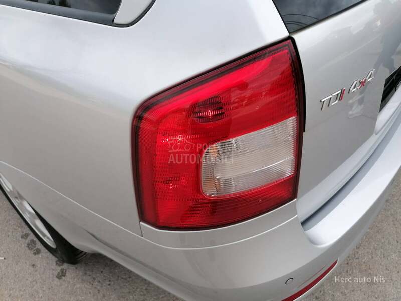 Škoda Octavia 2.0tdi STYLE 4x4 CH