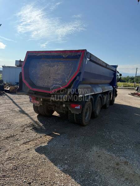 Scania P400