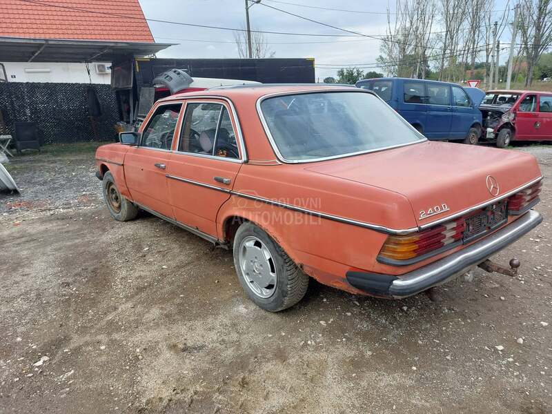 Mercedes Benz W123 