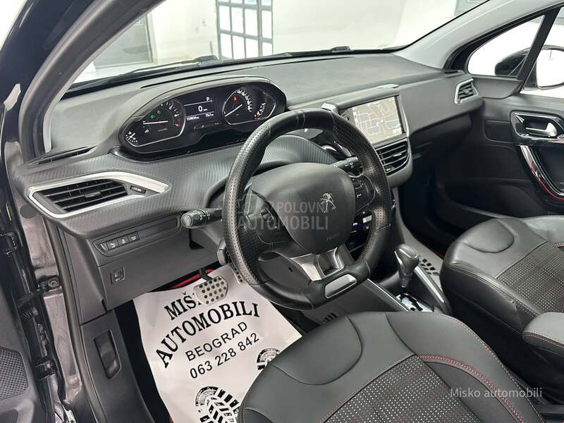Peugeot 208 1.2 i Aut Led Kamera
