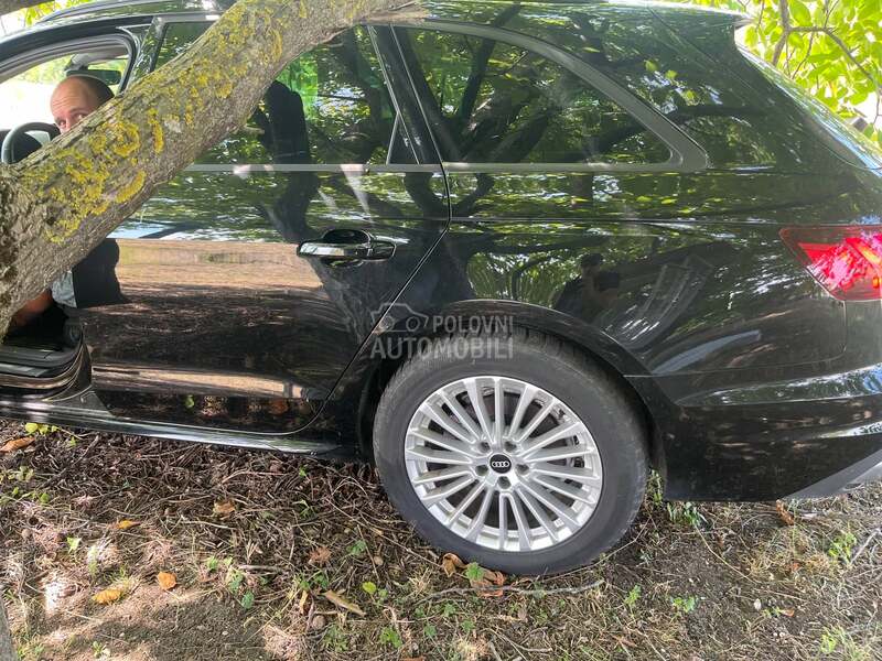Audi A4 40tdi 2020. god. -  kompletan auto u delovima