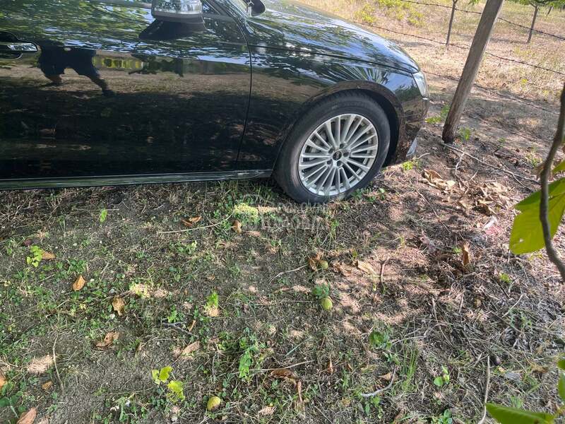 Audi A4 40tdi 2020. god. -  kompletan auto u delovima