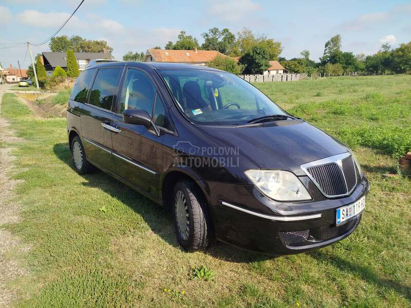 Lancia Phedra 