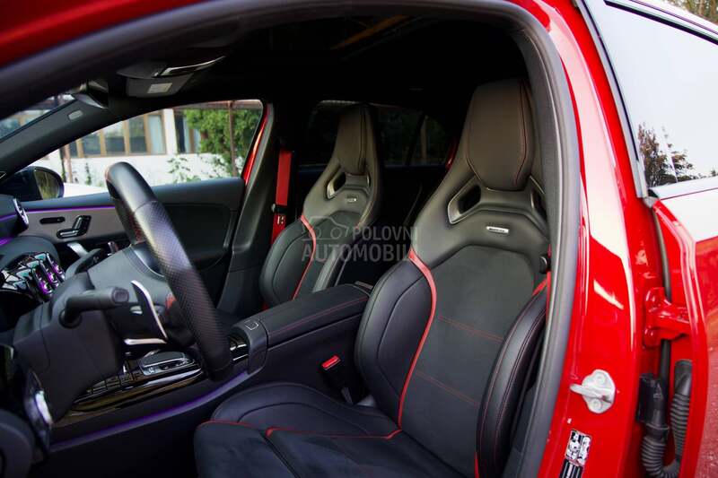 Mercedes Benz A 35 AMG Akrapović