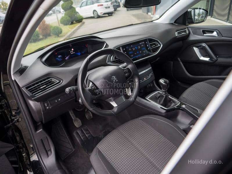 Peugeot 308 1.2PureTech Led Nav